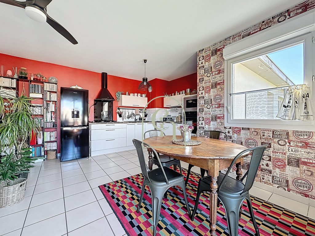 Appartement à vendre à l&rsquo;isle d&rsquo;Abeau T2 de 49m2